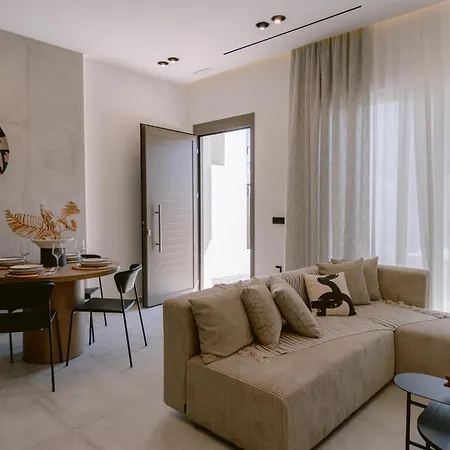 Apartament Domus Garden Kako Pinari