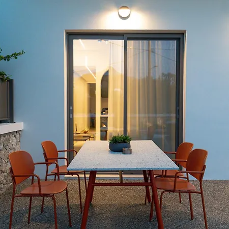 Apartment Domus Garden Kako Pinari